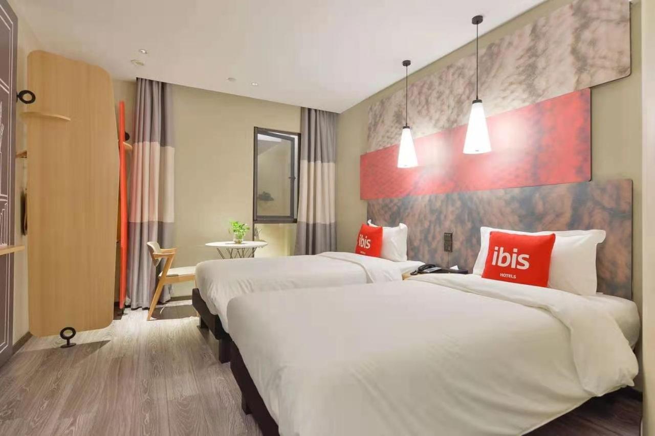 Ibis Shanghai North The Bund Zhoujiazui Road Exteriör bild