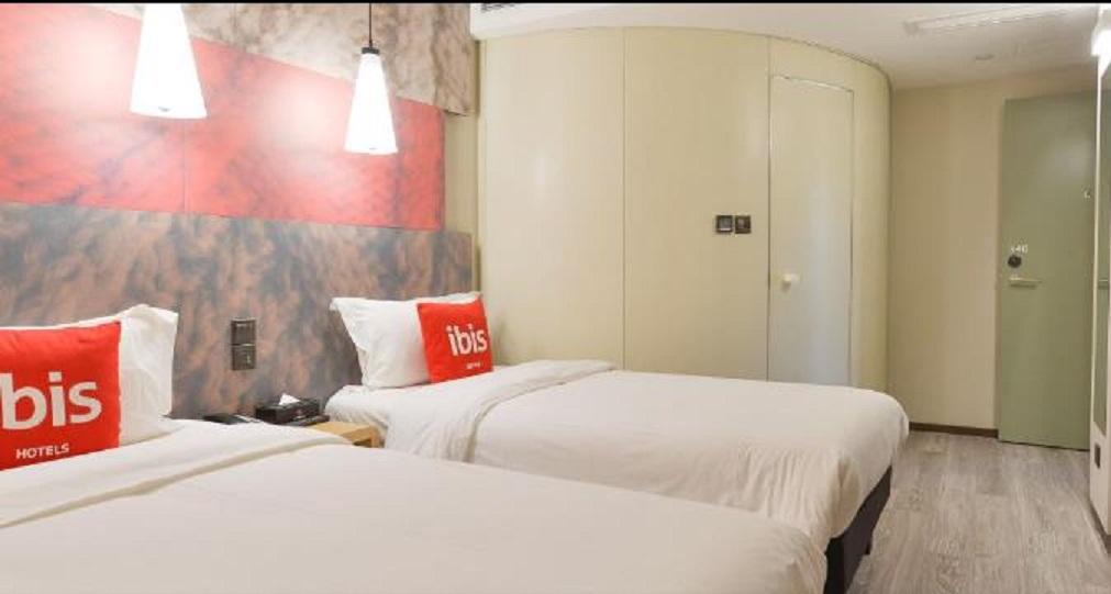 Ibis Shanghai North The Bund Zhoujiazui Road Exteriör bild