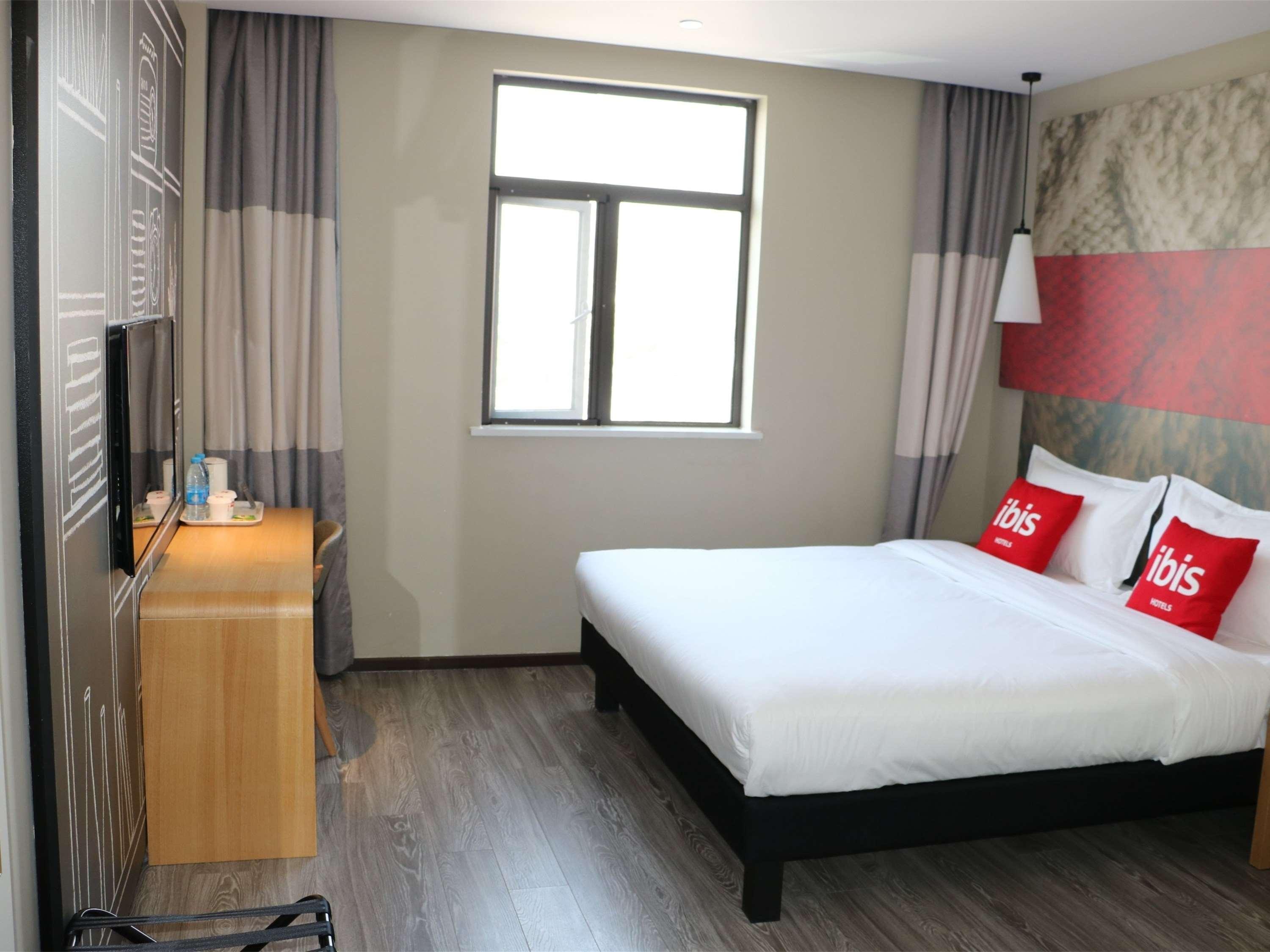 Ibis Shanghai North The Bund Zhoujiazui Road Exteriör bild
