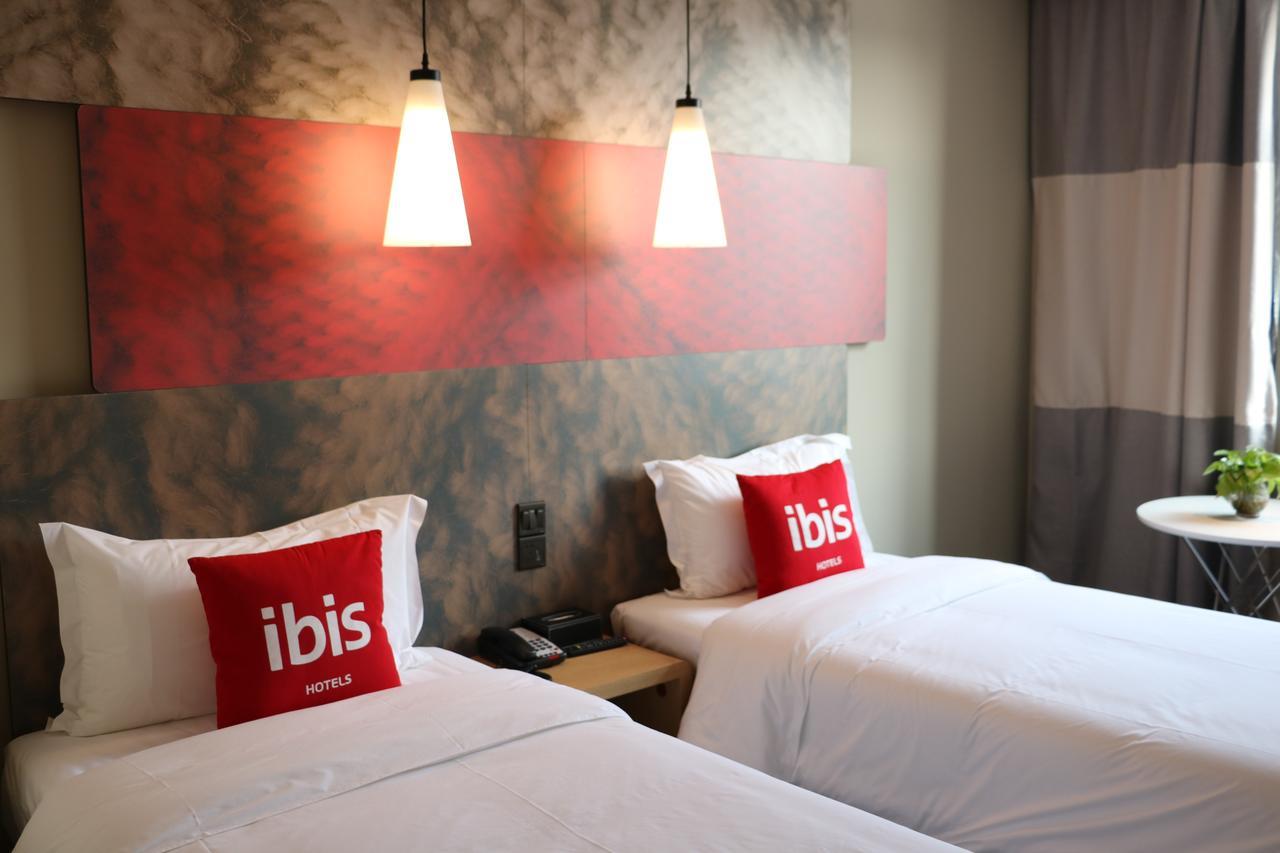 Ibis Shanghai North The Bund Zhoujiazui Road Exteriör bild