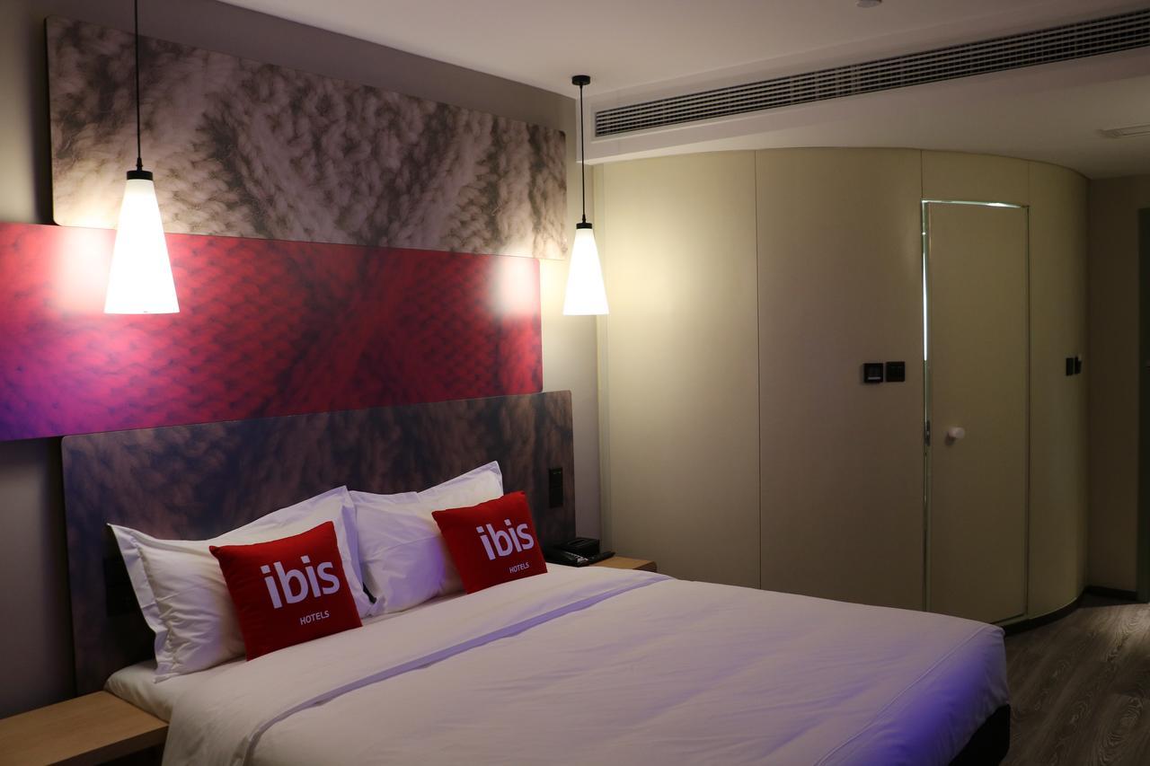 Ibis Shanghai North The Bund Zhoujiazui Road Exteriör bild