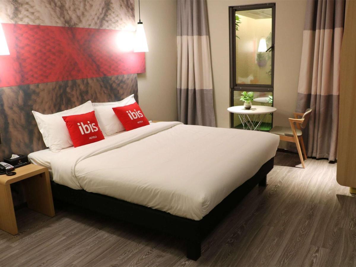Ibis Shanghai North The Bund Zhoujiazui Road Exteriör bild
